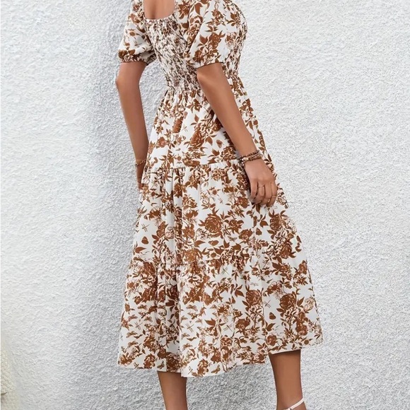 Floral White and Brown Dress - Picture 2 of 8